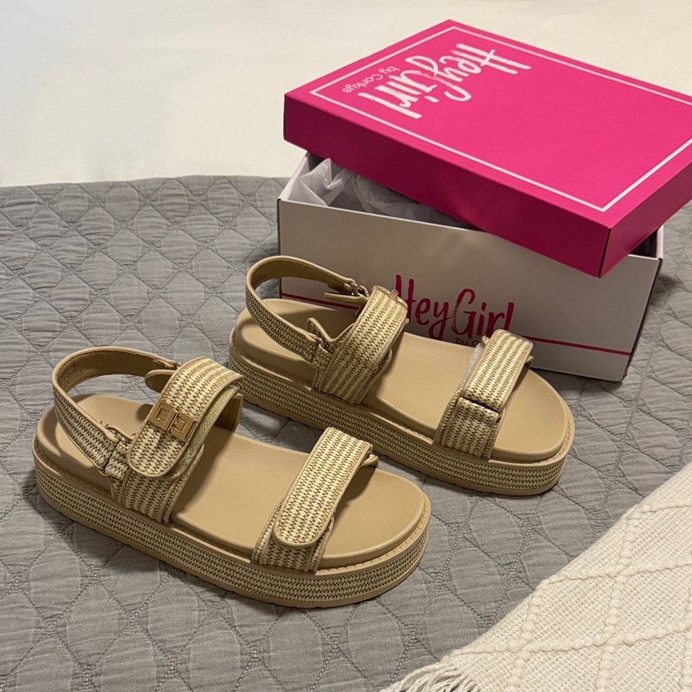 Corkys Beige Sandals